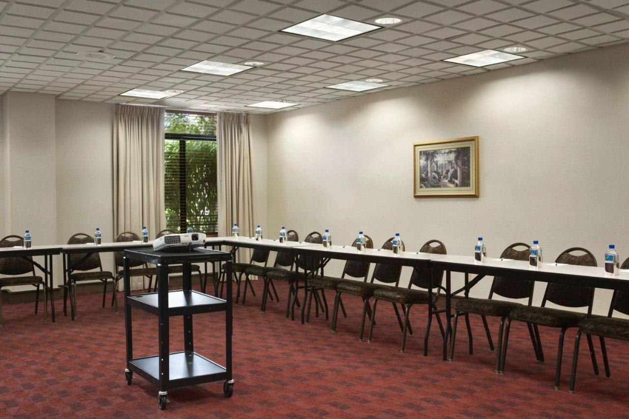 Wingate By Wyndham Chicago Schaumburg Hotel Ngoại thất bức ảnh