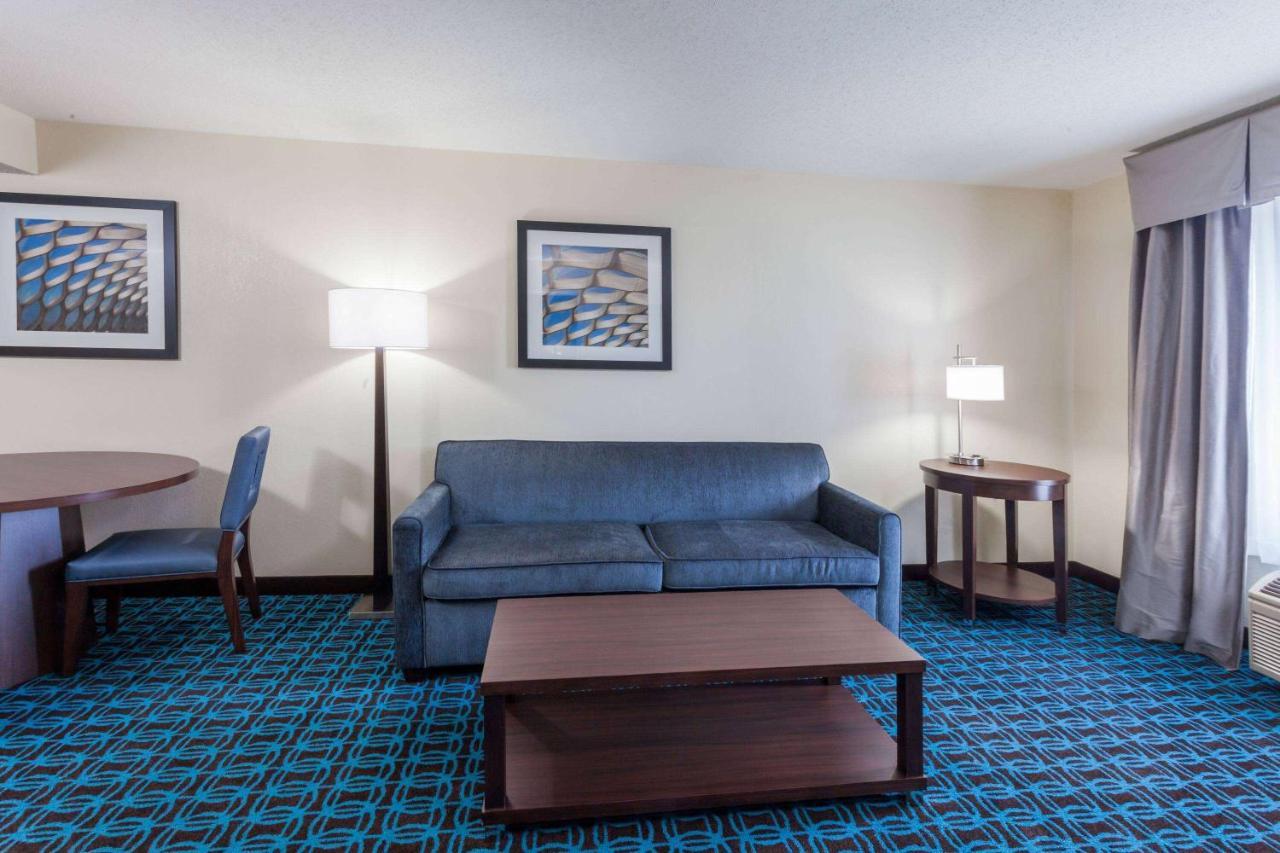 Wingate By Wyndham Chicago Schaumburg Hotel Ngoại thất bức ảnh